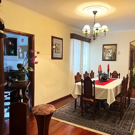 Vale Dos Passarinhos Apartamento *